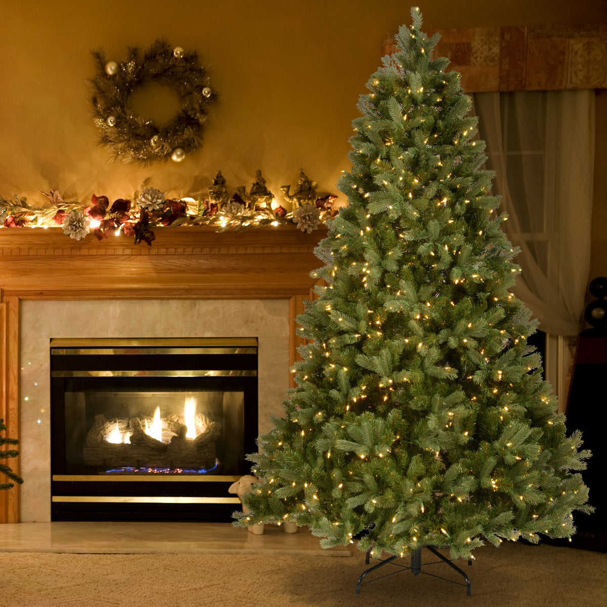 7ft Pre Lit Realistic Downswept Douglas Fir, 700 Clear Lights