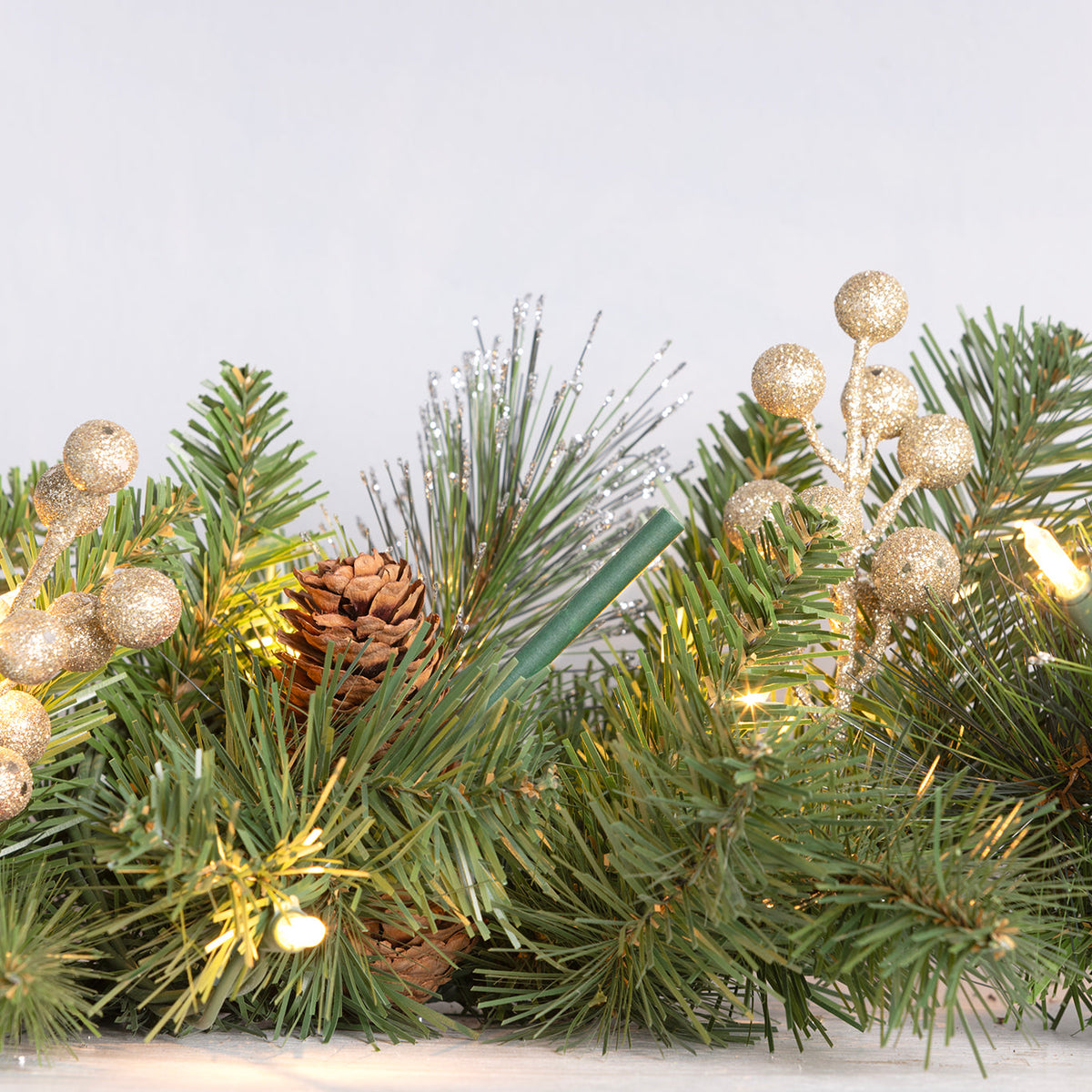 Christmas Tree Scent Sticks Duo, White Winter Fir and Christmas Tree
